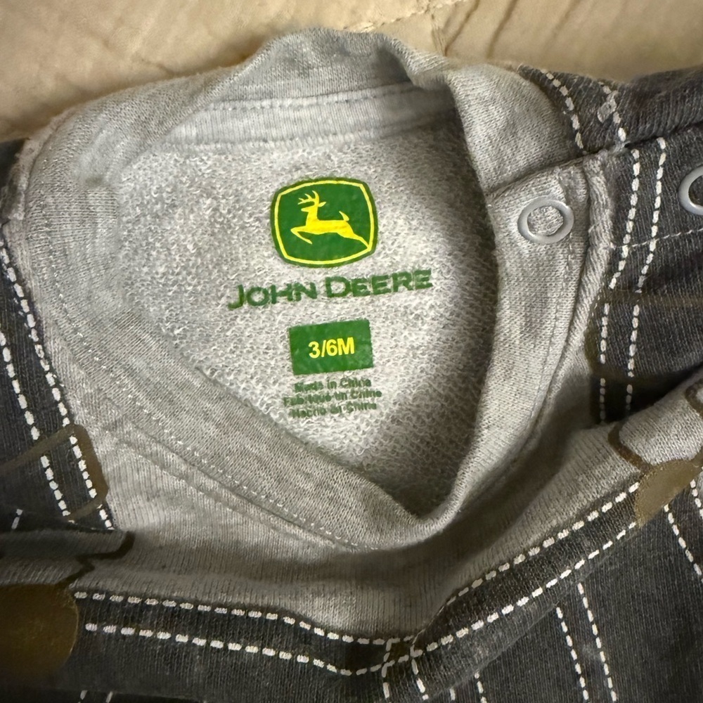 John Deere Overall Onesie 3-6m - Picture 5 of 6